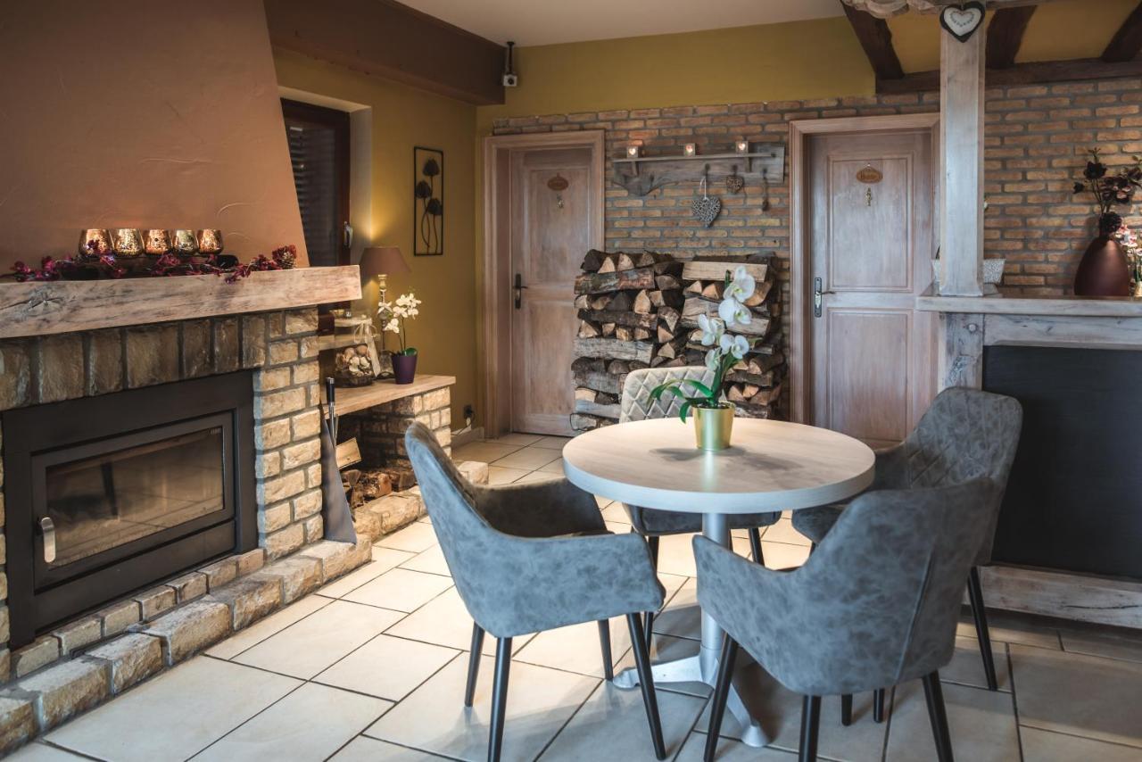 Au Coeur De Lacuisine Hotel 3*